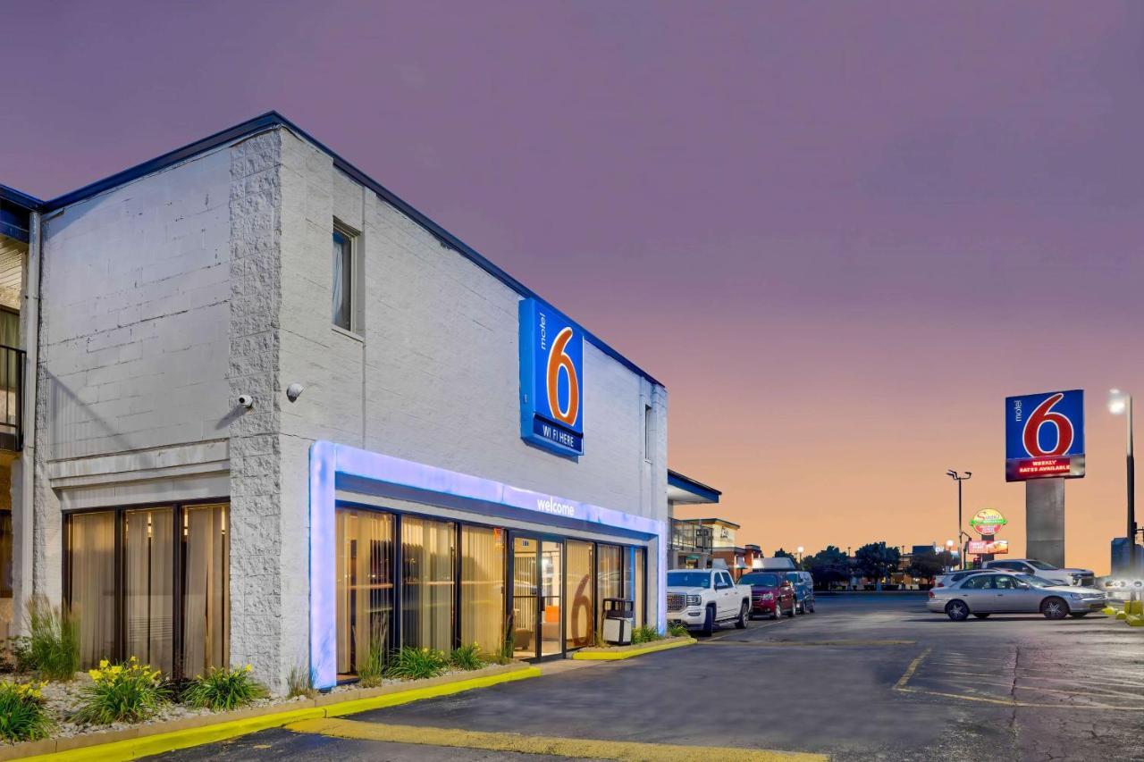 Motel 6-Villa Park, Il - Chicago West Eksteriør bilde