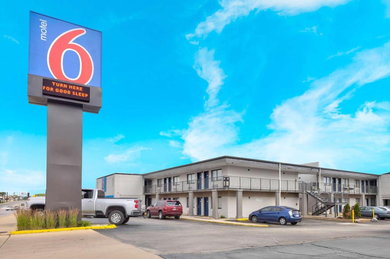 Motel 6-Villa Park, Il - Chicago West Eksteriør bilde