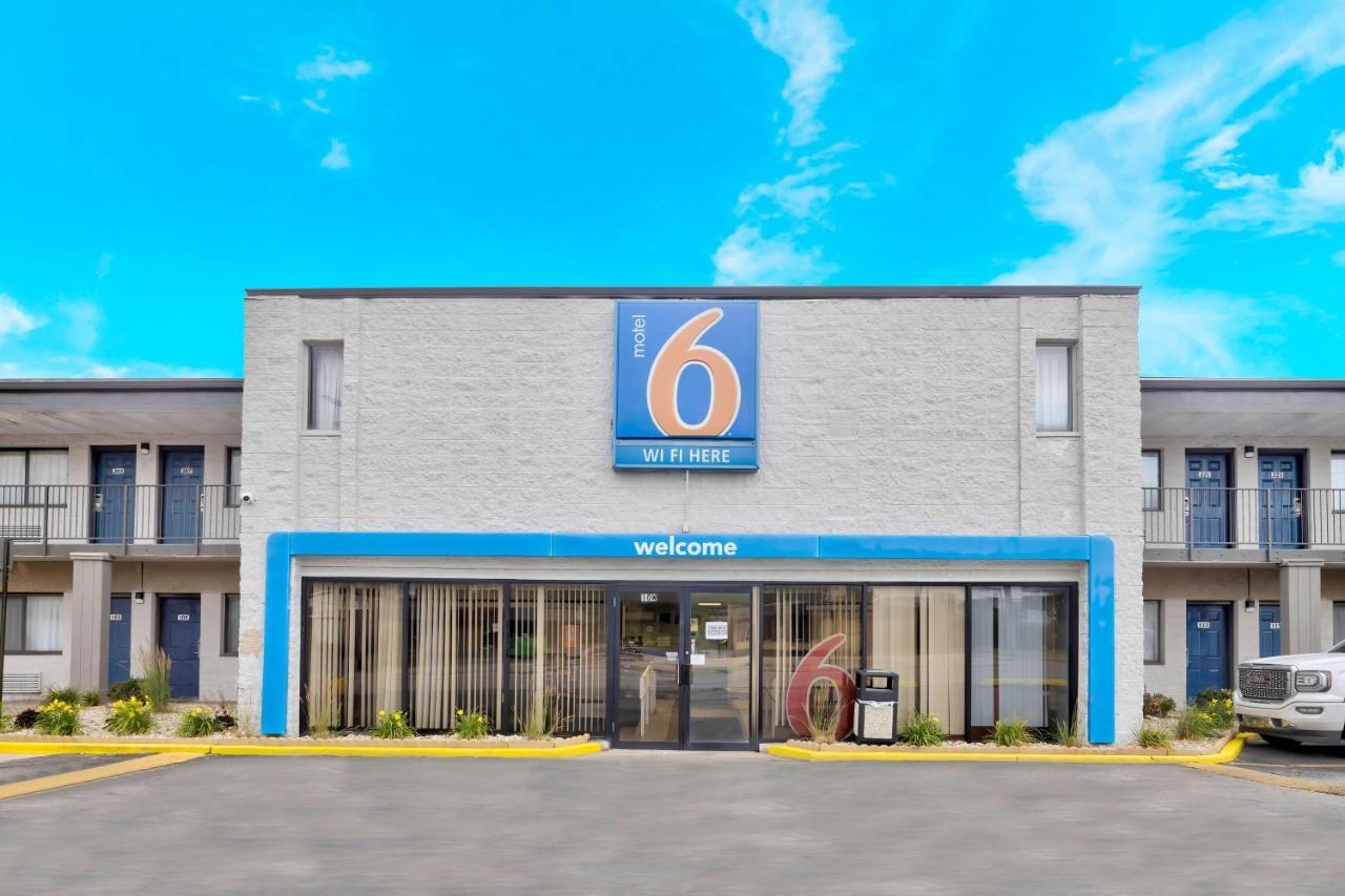 Motel 6-Villa Park, Il - Chicago West Eksteriør bilde