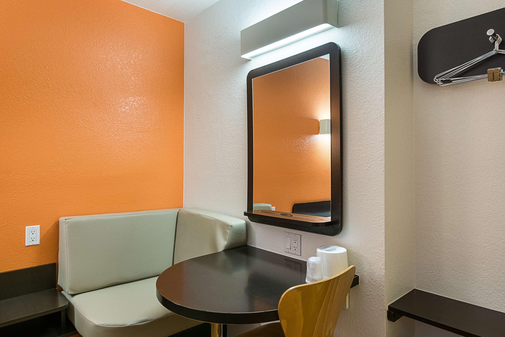 Motel 6-Villa Park, Il - Chicago West Eksteriør bilde