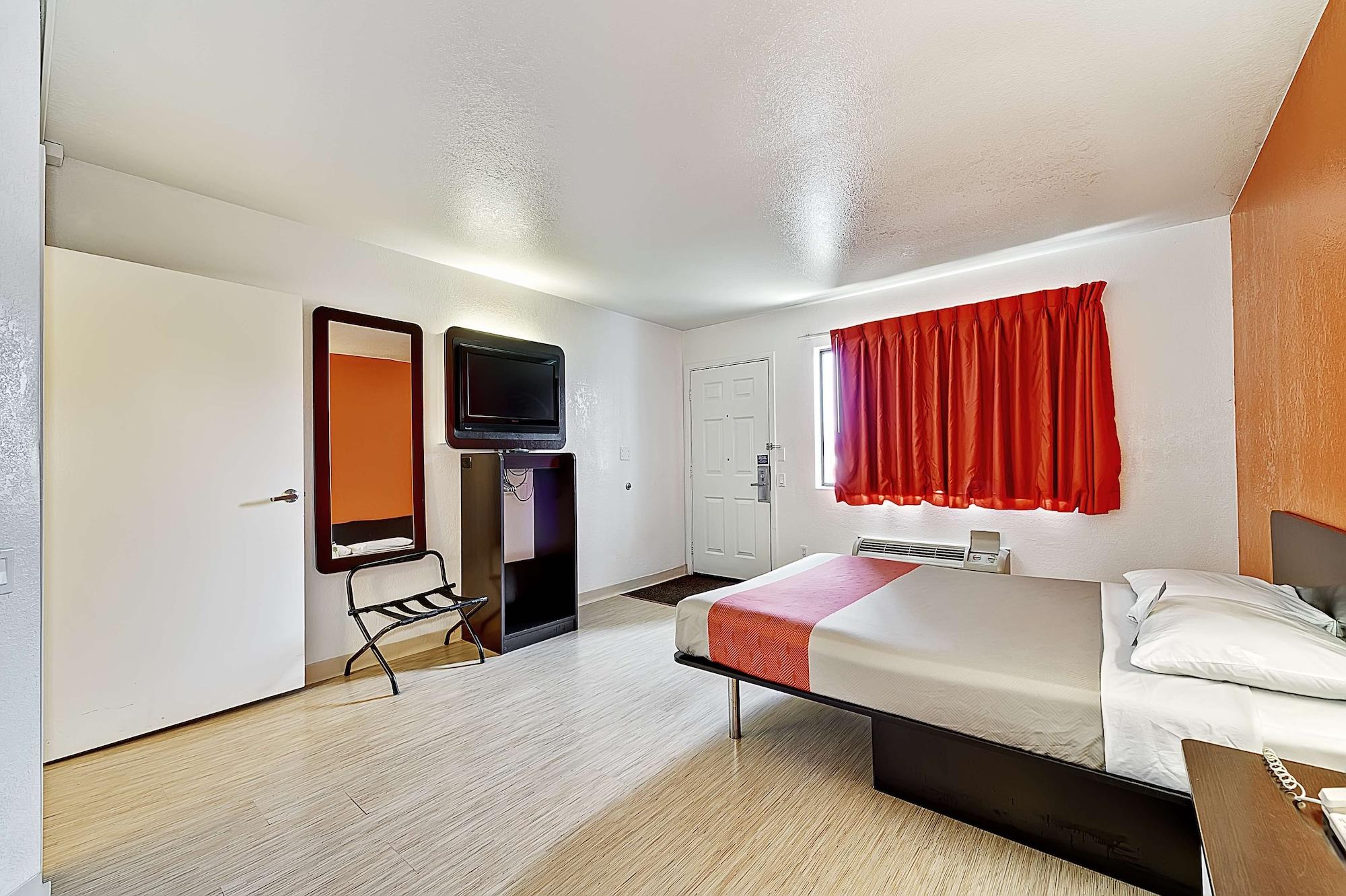 Motel 6-Villa Park, Il - Chicago West Eksteriør bilde